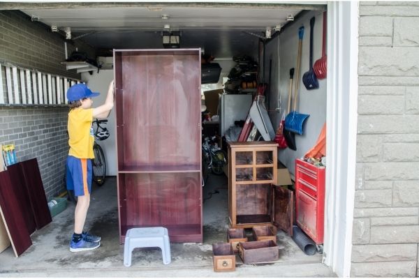 FAIRFIELD COUNTY DUMPSTER RENTAL - Garage Cleaning